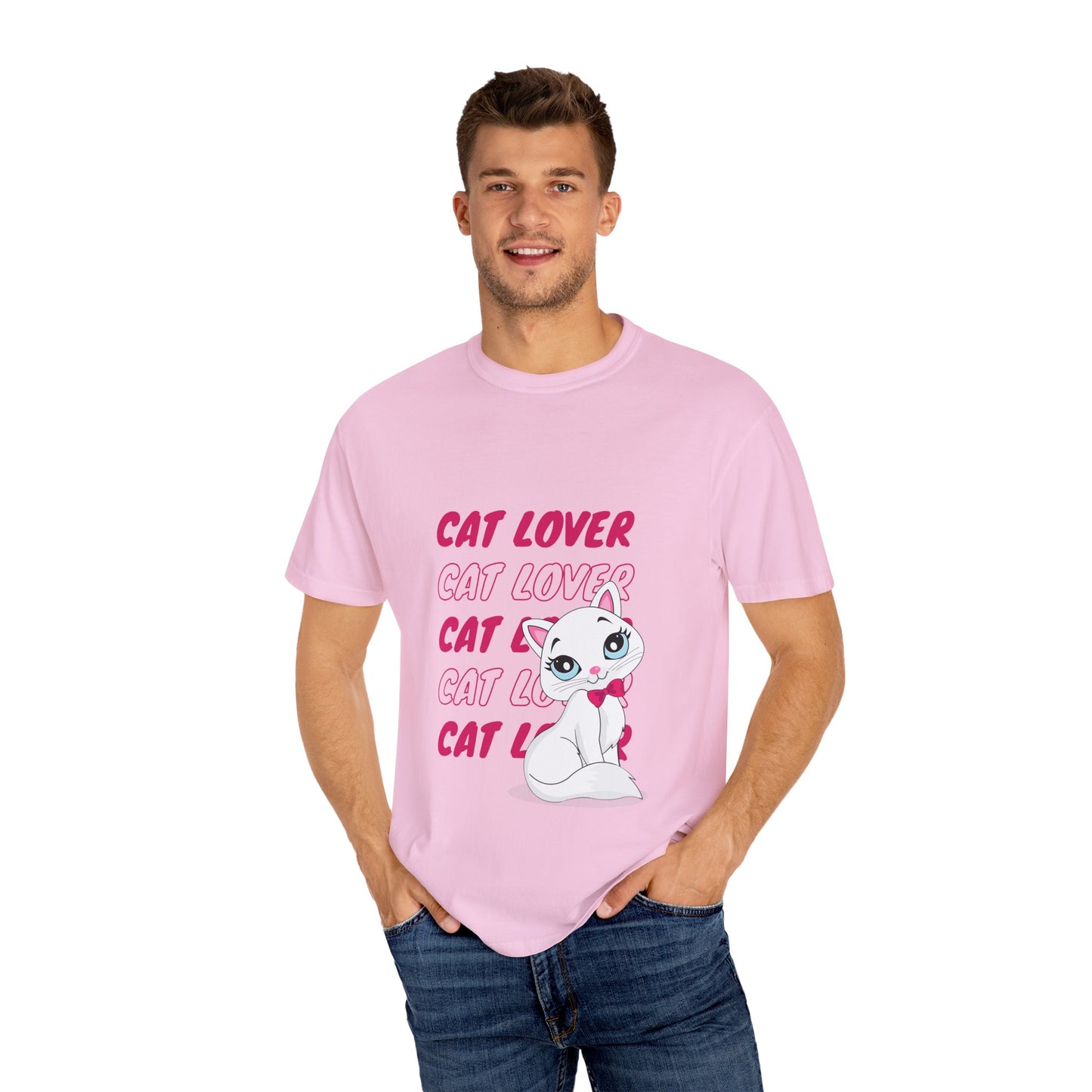 Cute Cat Lover T-Shirt - Perfect Gift for Cat Enthusiasts