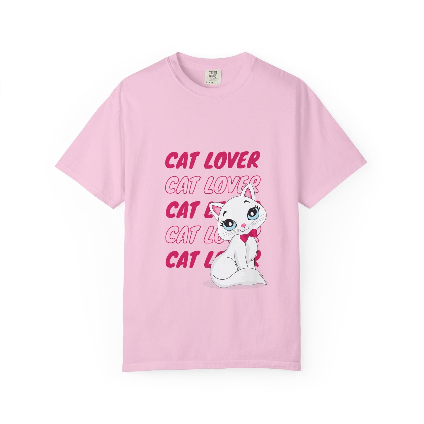 Cute Cat Lover T-Shirt - Perfect Gift for Cat Enthusiasts